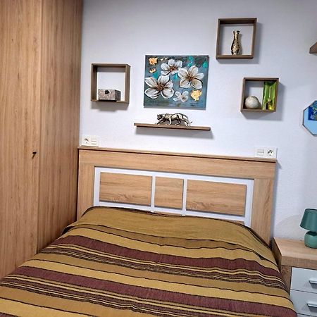 Apartamento Comfortable Studio With Sea View Benidorm Exterior foto