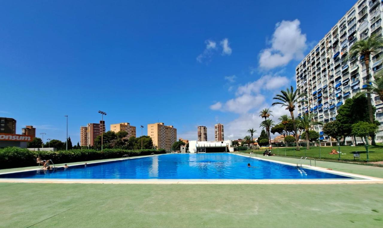 Apartamento Comfortable Studio With Sea View Benidorm Exterior foto