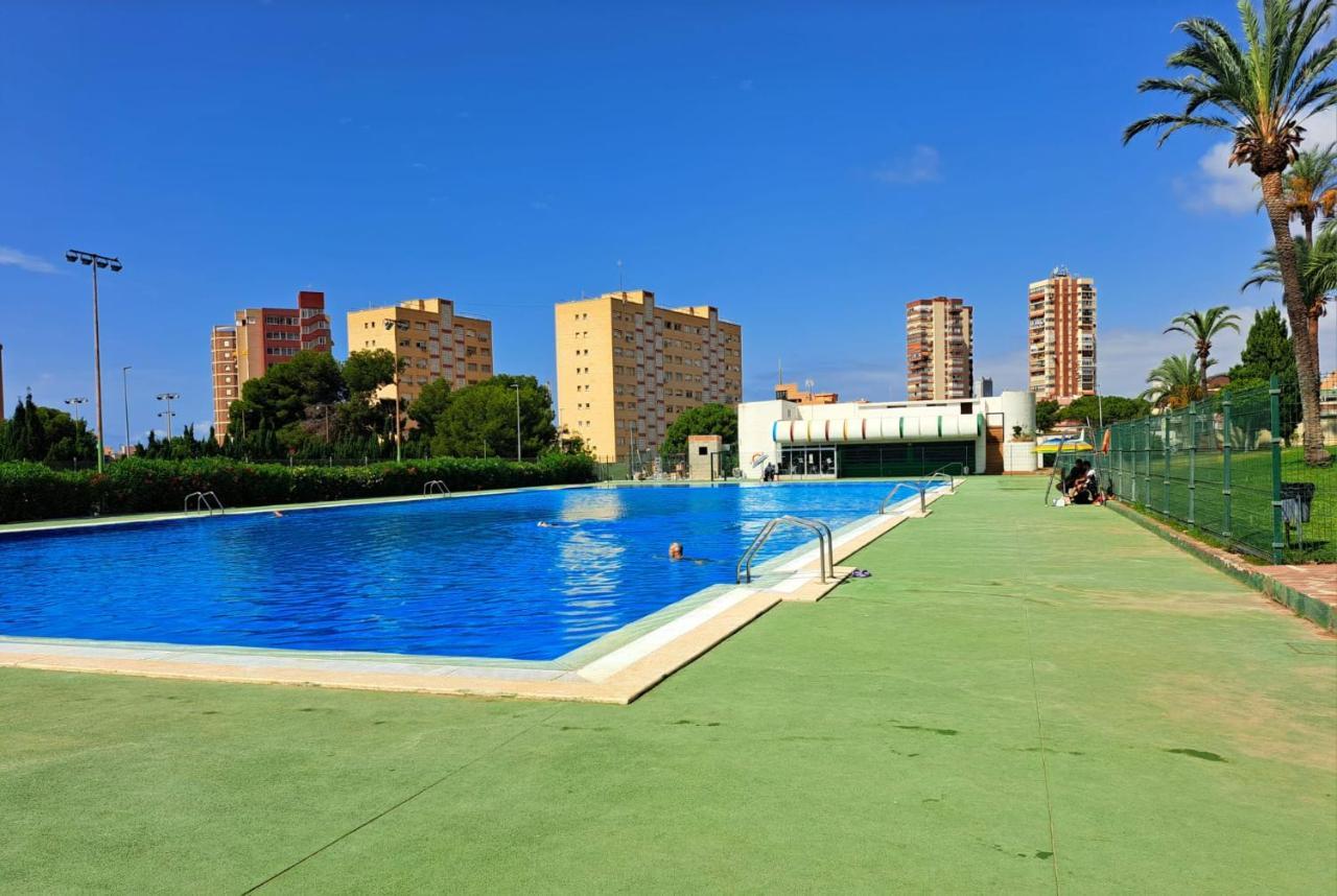 Apartamento Comfortable Studio With Sea View Benidorm Exterior foto