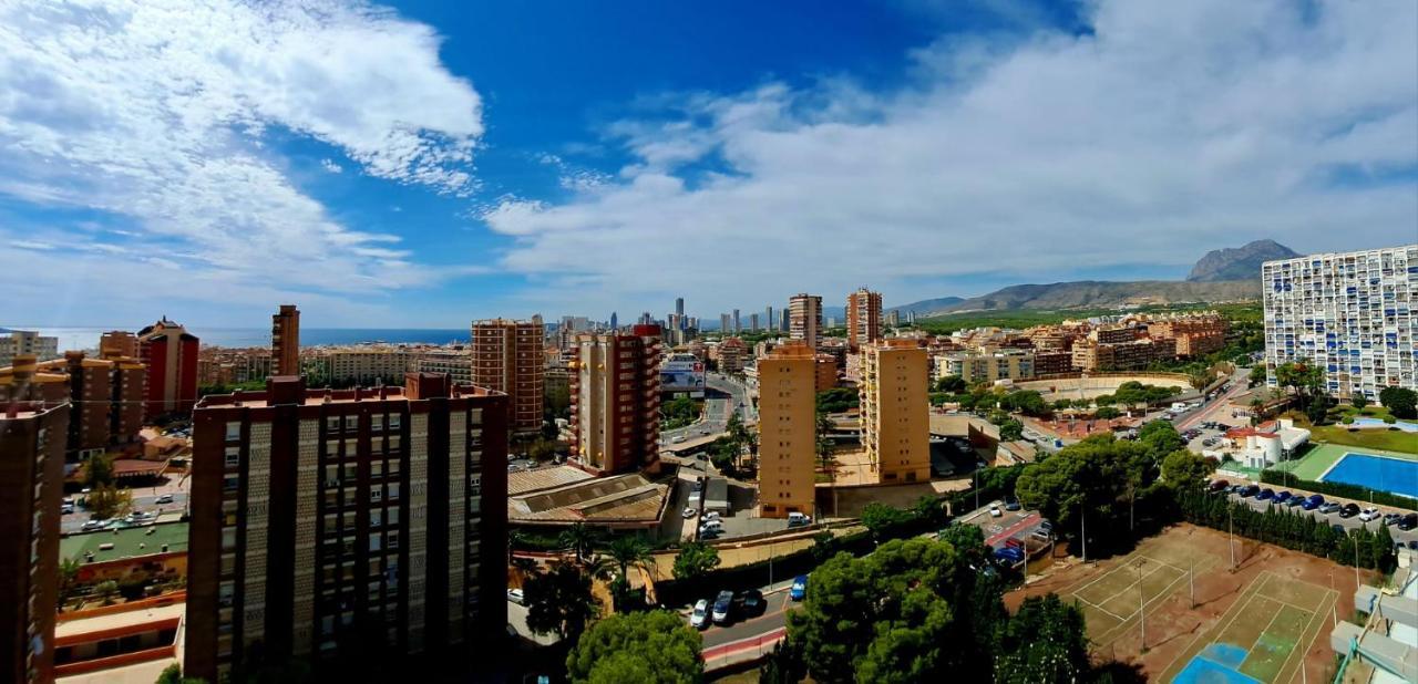 Apartamento Comfortable Studio With Sea View Benidorm Exterior foto